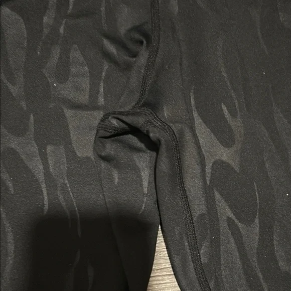 GRRRL Leggings Black Shiny Flames - Picture 2 of 6